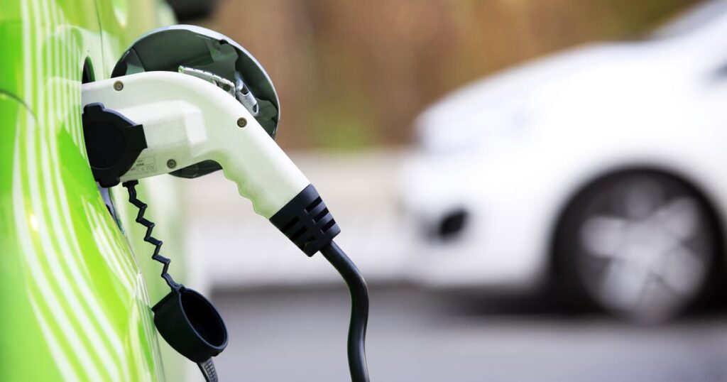 Australian DNSPs face ‘critical’ visibility gap with EV adoption