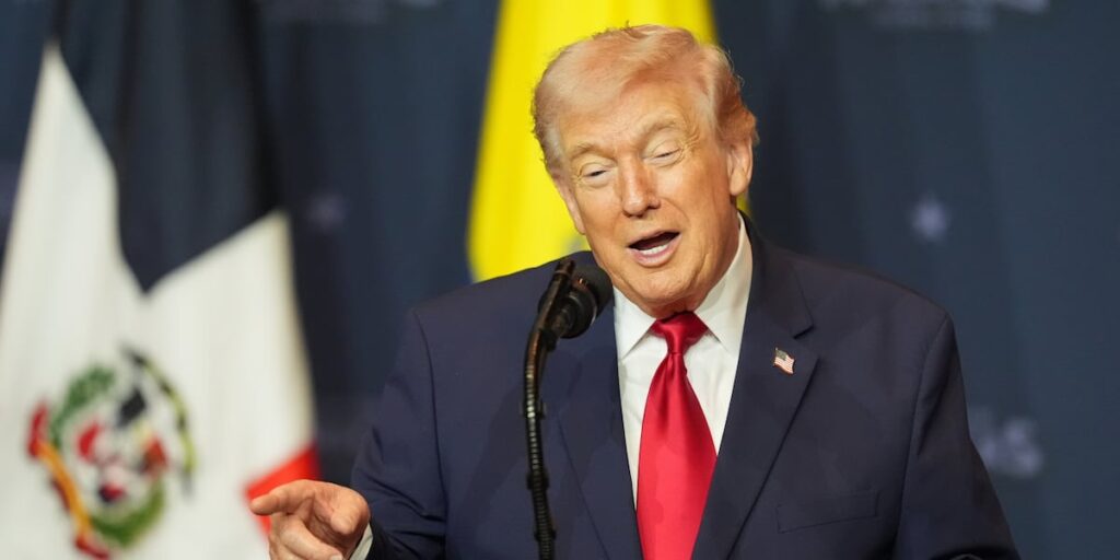 Trump talks drug prices in Ohio, midterm races in Kentucky as Iran looms large