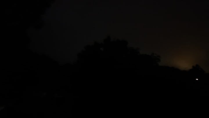 Strange reddish glow in the sky at 3am