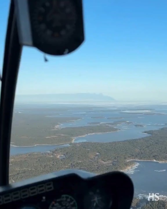 Massive fire at the Russian port of Primorsk after a Ukrainian drone attack, visible and filmed from Finland