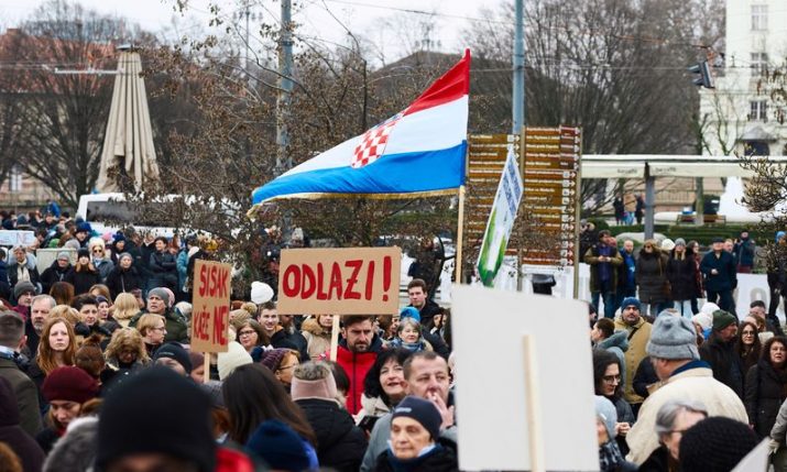 Croatian county rejects industrial chicken farm mega-projects after strong citizen opposition