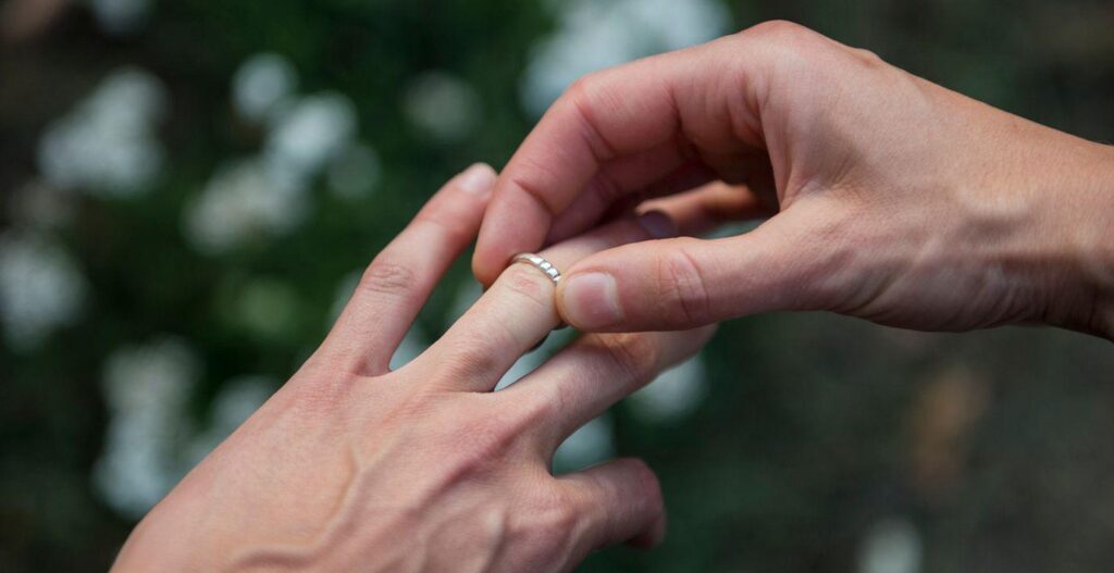 The government proposes a ban on cousin marriage