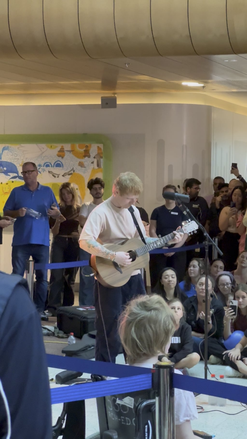 Ed Sheeran played at the Royal Children’s Hospital today 🥹❤️