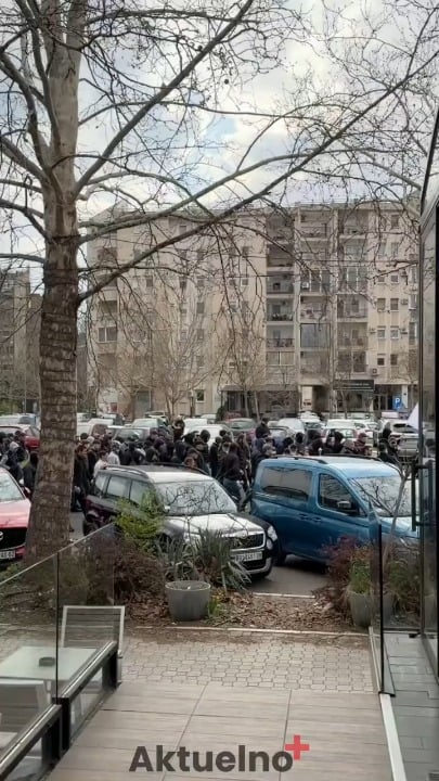 Here comes a decent marva in disguise