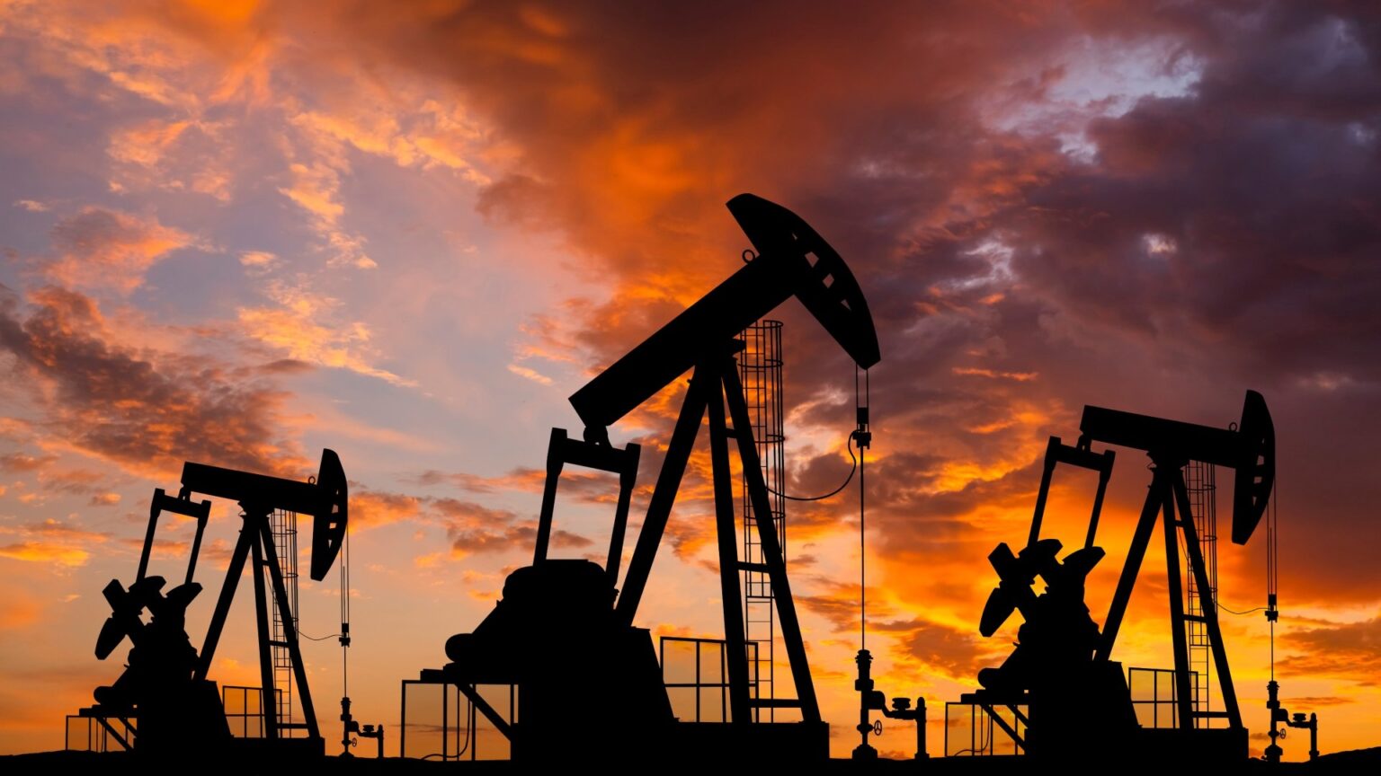 Markets Weekly Outlook - Geopolitics Overpower Fundamentals: The $150 oil warning and the rate cut dilemma