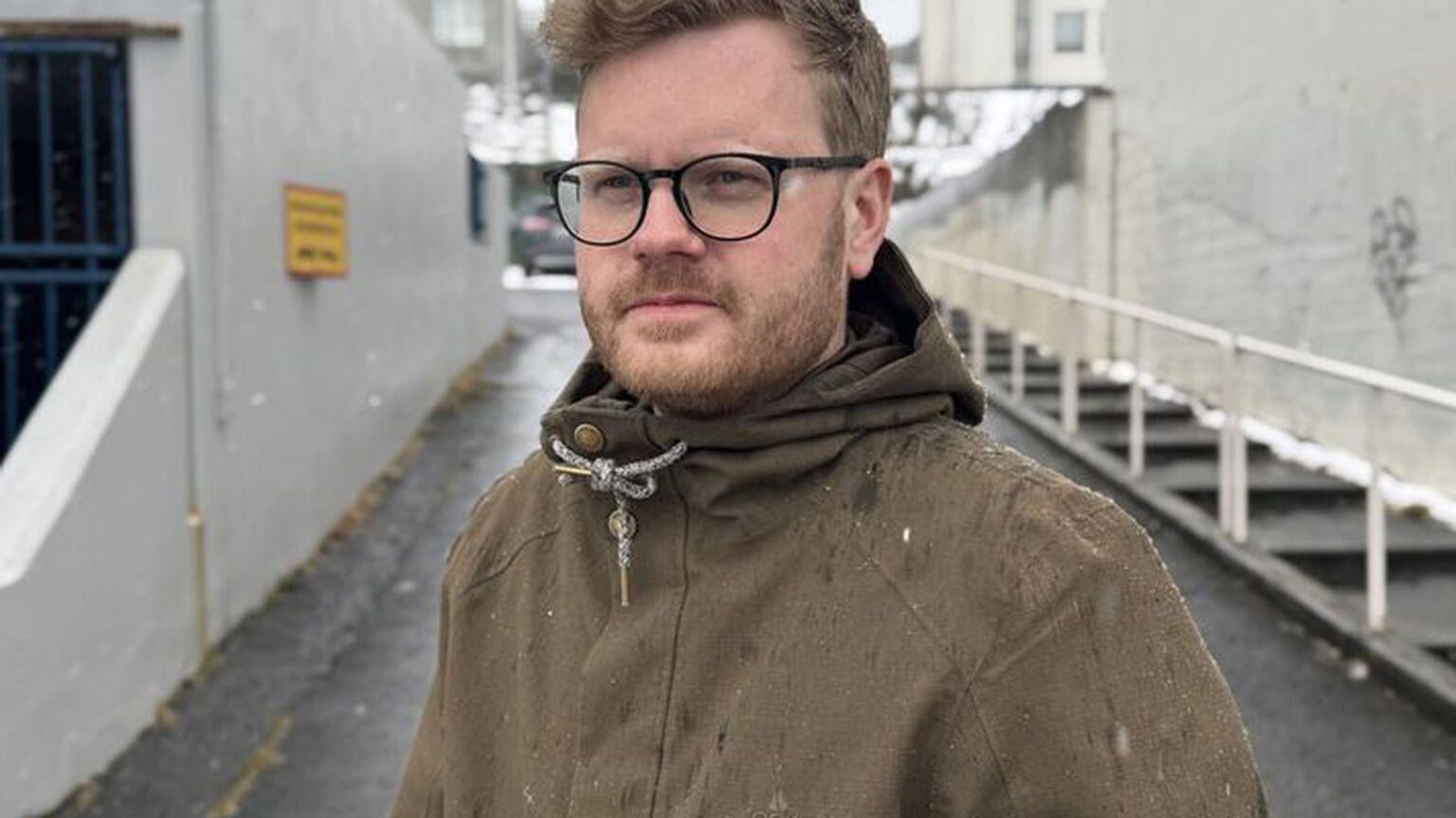Axel claims to be the victim of shabby and completely baseless defamation