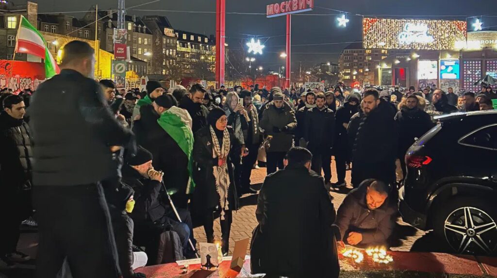 Gathering in Nørrebro: Remembering Khamenei and condemning attacks against Iran