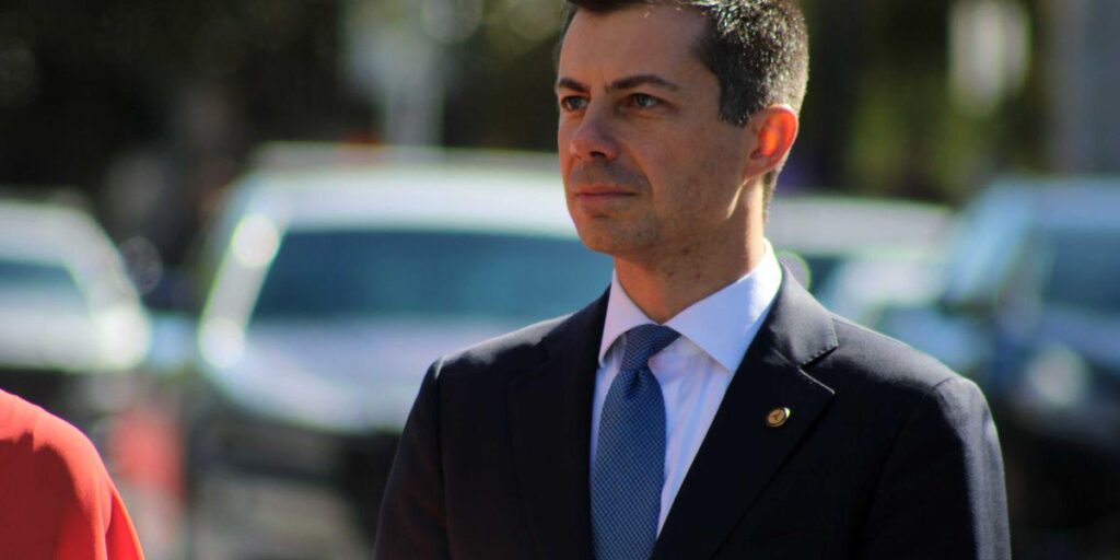 'Unfit!' Buttigieg hammers Trump for fundraising 'over the bodies of America's war dead'