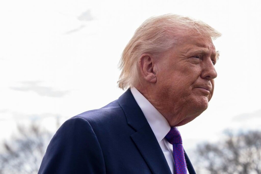 Trump calls woman journalist a ‘rotten reporter’ after she asks why the FBI has seized Arizona voting records