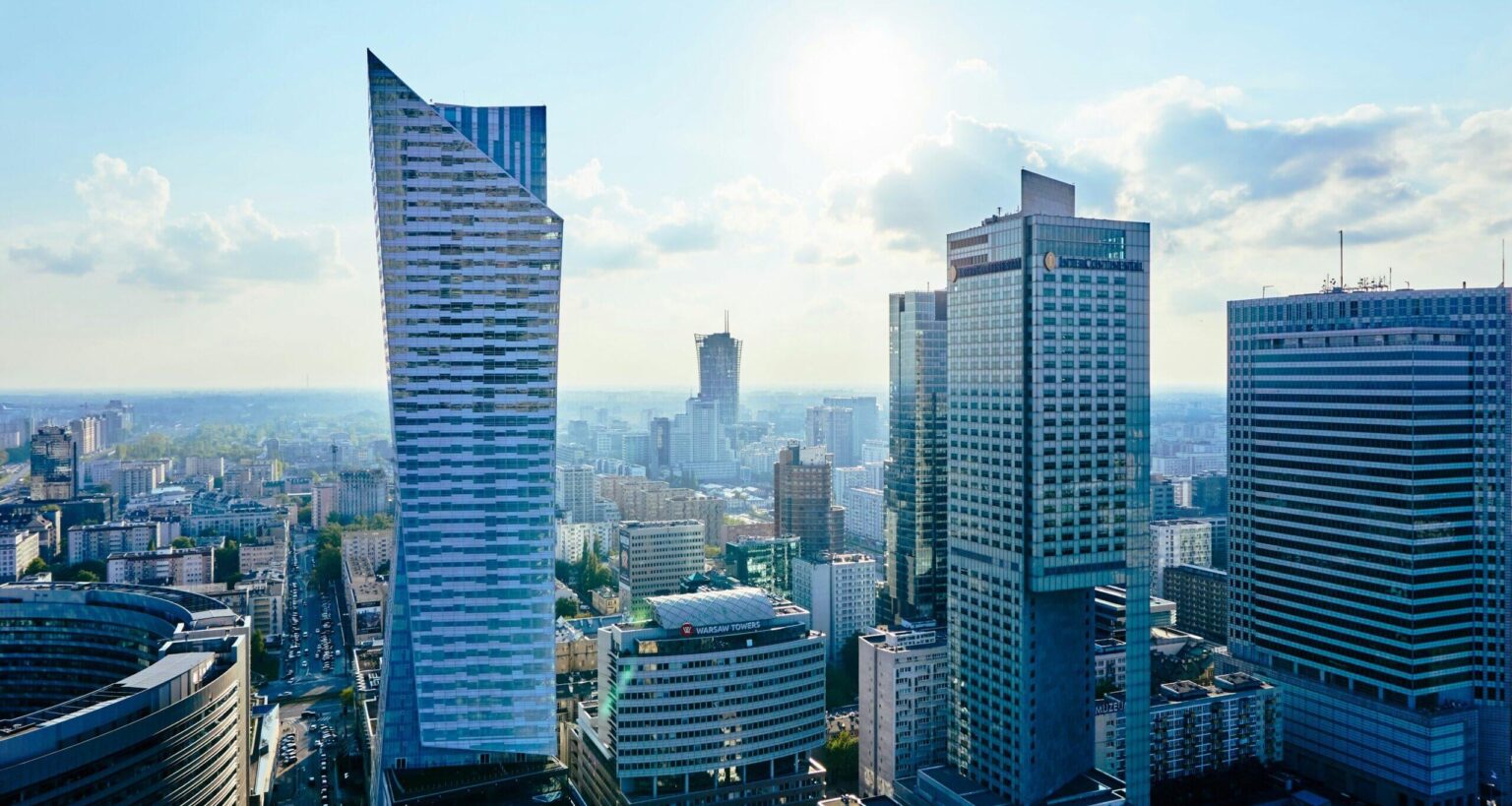 Poland's wealth gap to EU average narrows to record low level