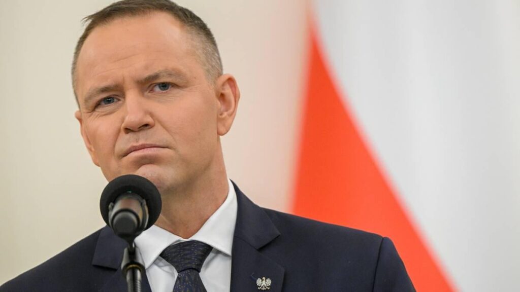 "I have to be honest." Nawrocki responds to Macron's proposal