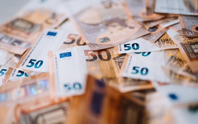 The average salary increased by 5.6% in 2025