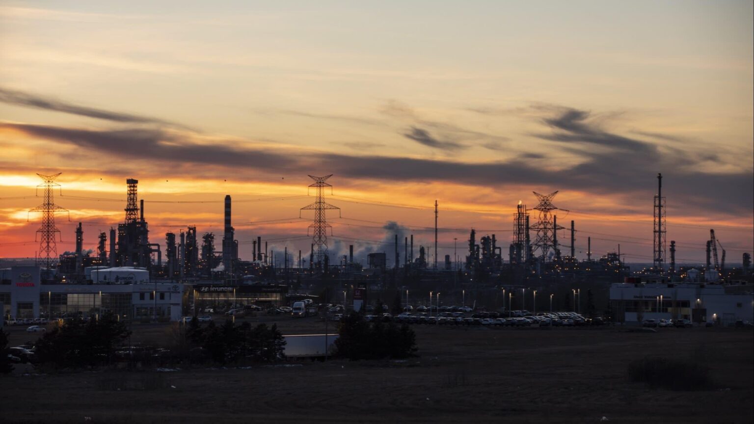 Canada’s oil producers in line for C$90bn windfall from Iran war