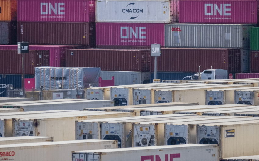 California, 23 Other States Sue Trump over New Tariffs