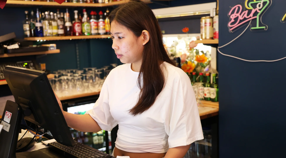 Thai student deported from Sweden after turning 20