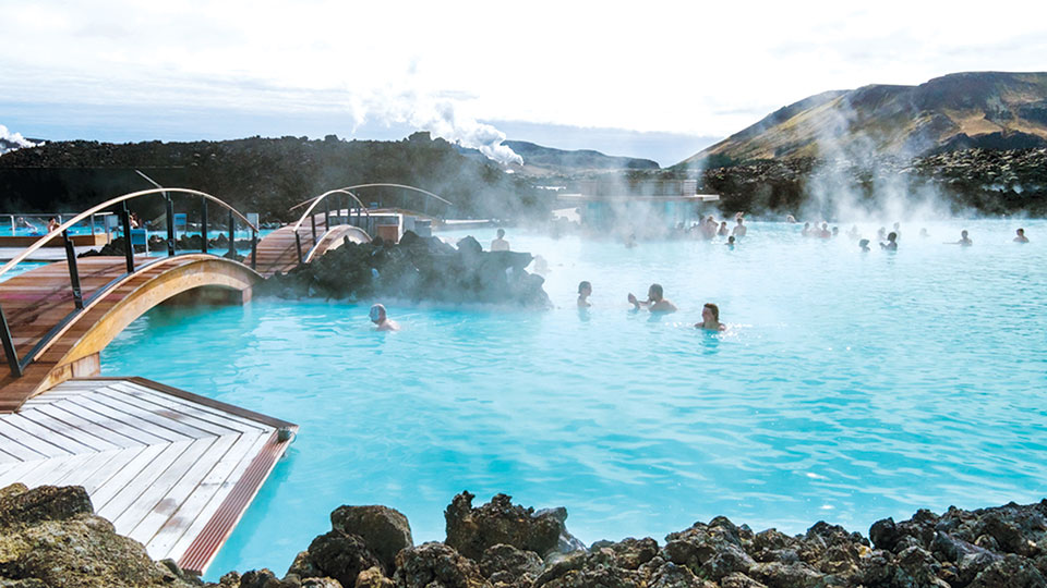 Iceland’s geothermal bathing culture earns global recognition Soaking in nature : Iceland