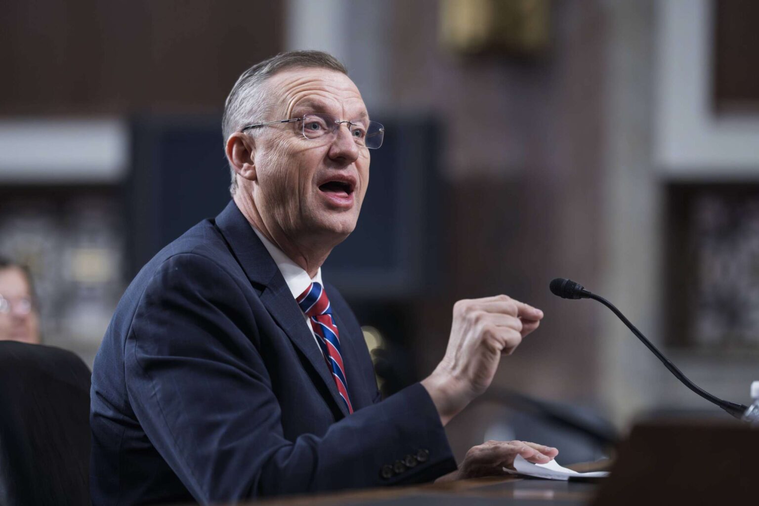 VA re-terminates AFGE contract for 300K employees, despite court order to restore it