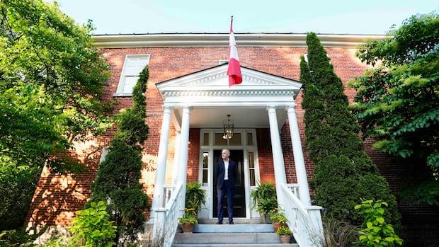 Rideau Cottage "inadequate" home for a PM as decision on 24 Sussex looms: internal memo