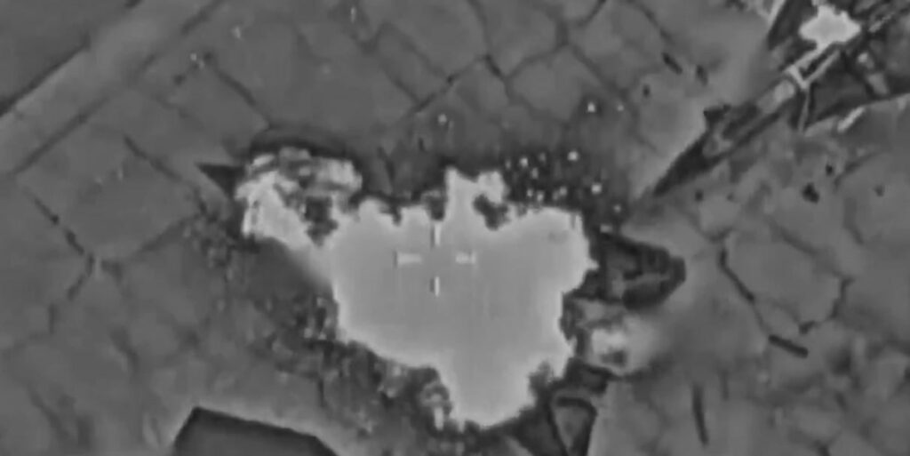 USA: They bombed decoys instead of Iranian aircraft (video)