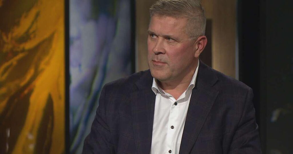 Says the situation seriously and calls for a conversation about a new national reconciliation Says the situation seriously and calls for a conversation about a new national reconciliation