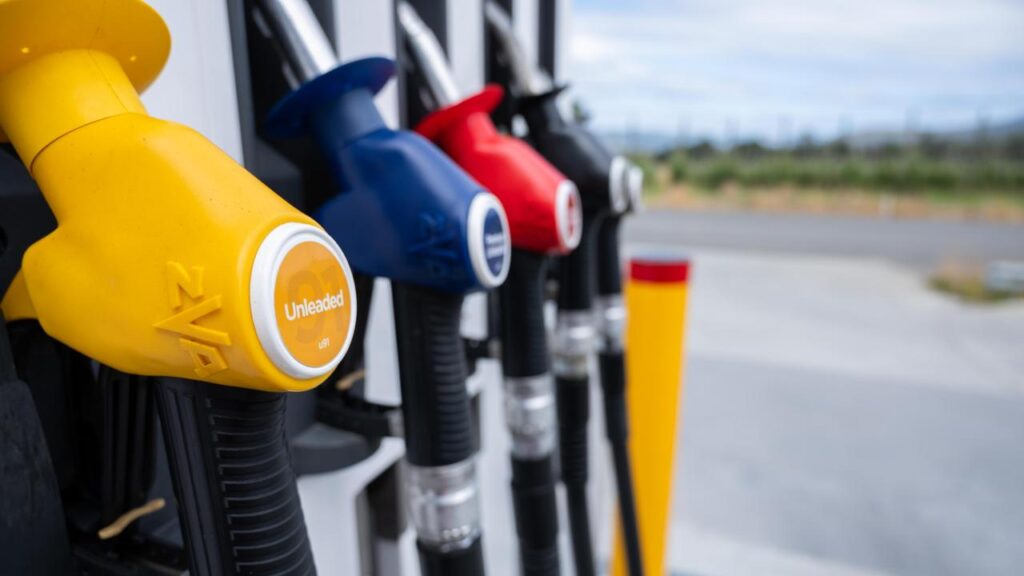 Fuel panic buying grips Australia as Sydney clings to last petrol under $2