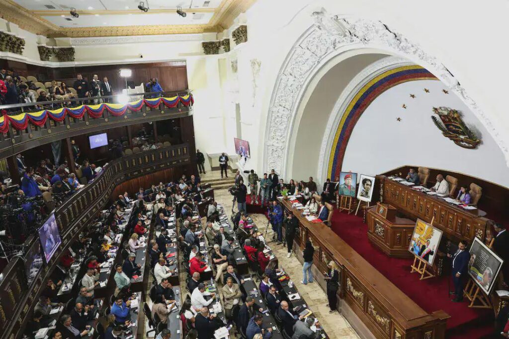 Venezuela Opens Its Gold and Rare Earths to U.S. Mining