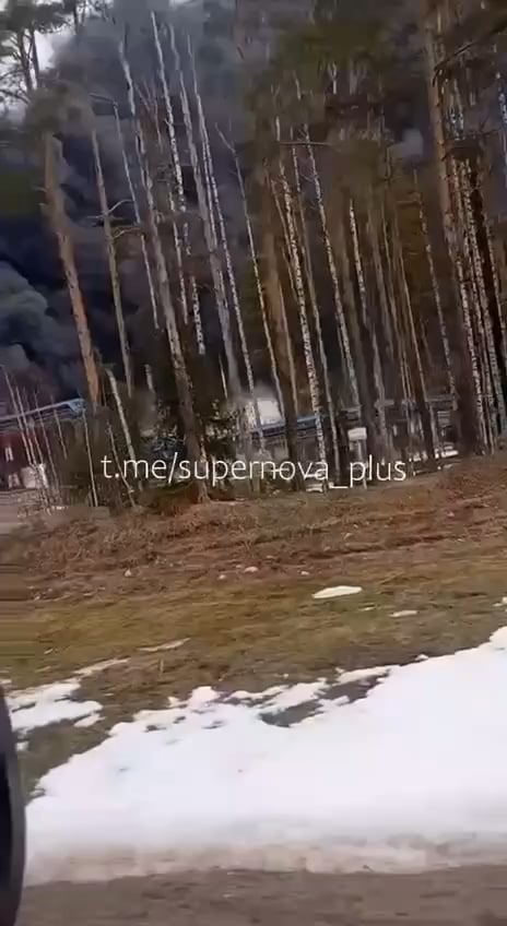 The Russian port in Primorsk is still fiercely burning after overnight Ukrainian strikes. Leningrad region - March 2026