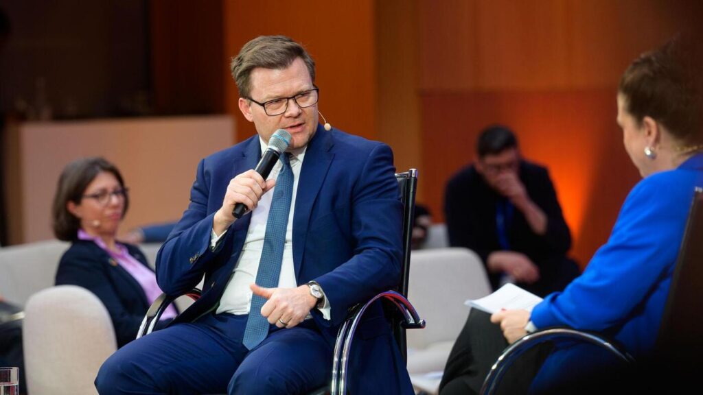 “Absolute priority for renewables”: Carsten Schneider rejects the nuclear debate