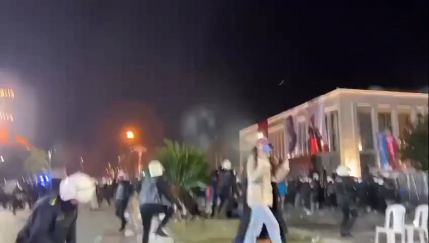 One of the video evidence of the violence inflicted on Turkish youth by the servants of the emir on March 19.