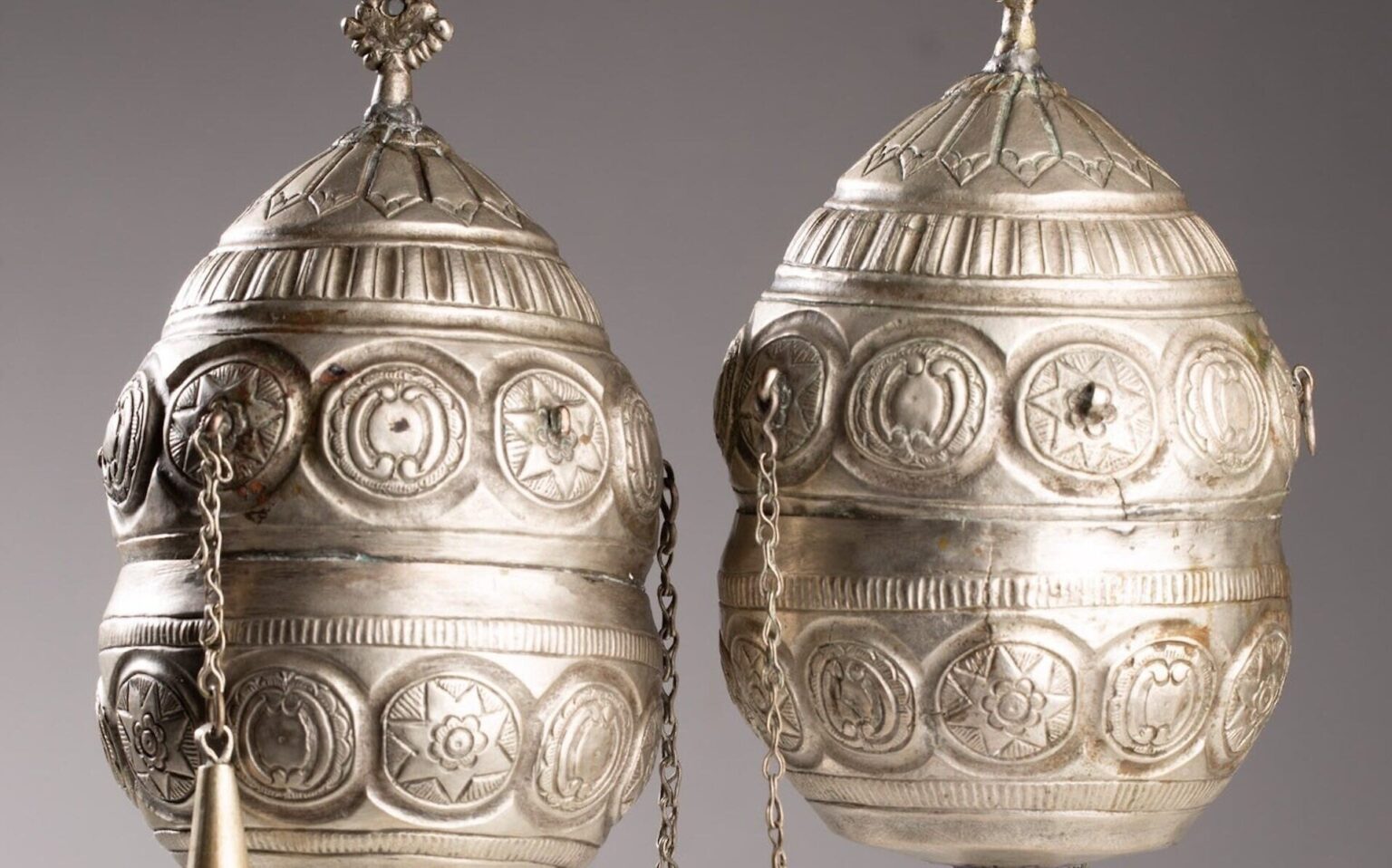 Poland, in a first, returns 91 Jewish objects to Greece that were stolen by Nazis