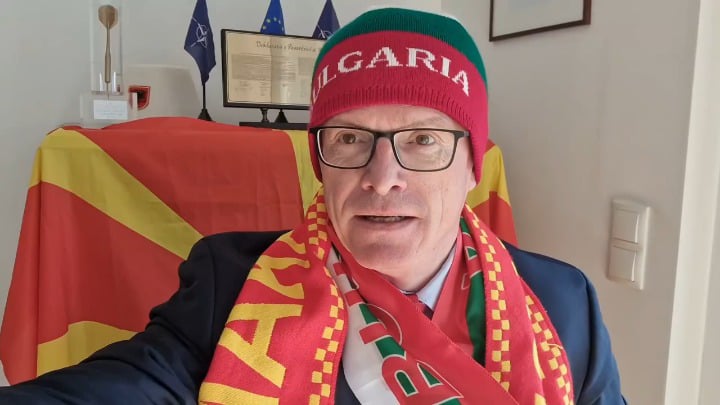 Guntercho, I don't even know what it's about anymore