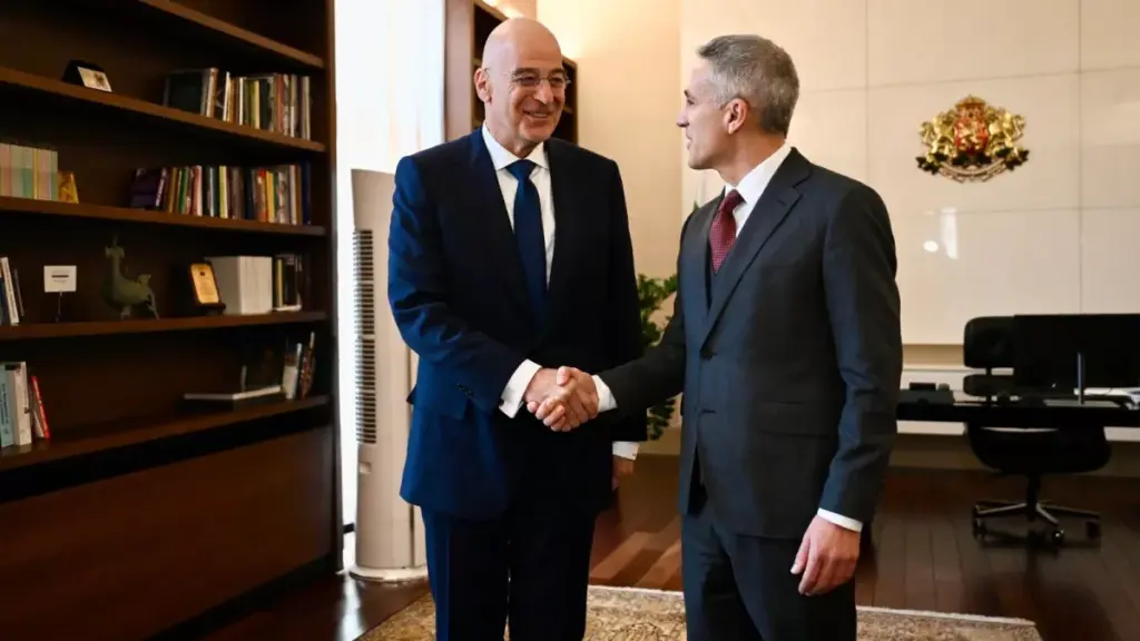 Greece, Bulgaria hold talks on regional security cooperation