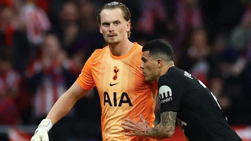 Antonin Kinsky reacts during Tottenham's Champions League game at Atletico Madrid