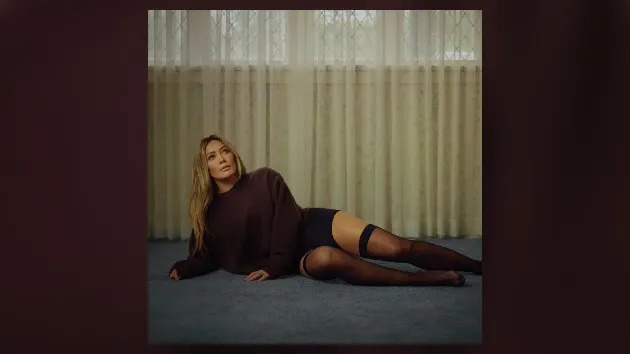 Hilary Duff, 'luck... or something' (Atlantic Records)