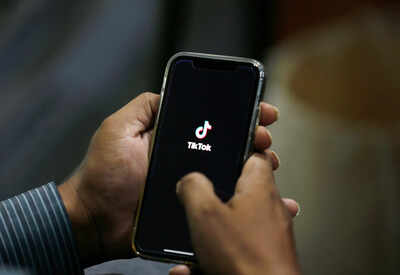 Australia’s teen social media ban struggles as many still use TikTok, Snapchat