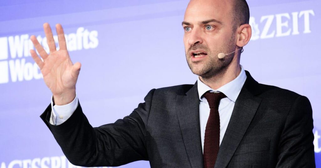 Canada could join EU, French foreign minister says