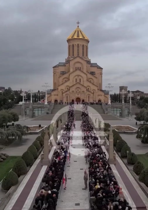 24-hour time-lapse capturing a mourning procession at the Holy Trinity Cathedral