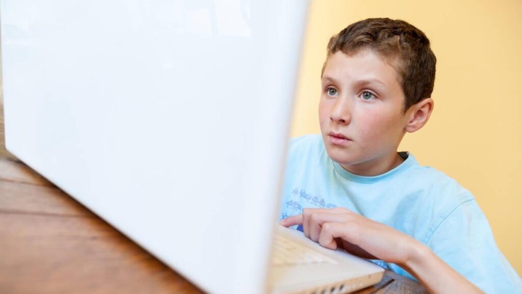 Pornography depicting sexual relationships between step-relatives set to be banned