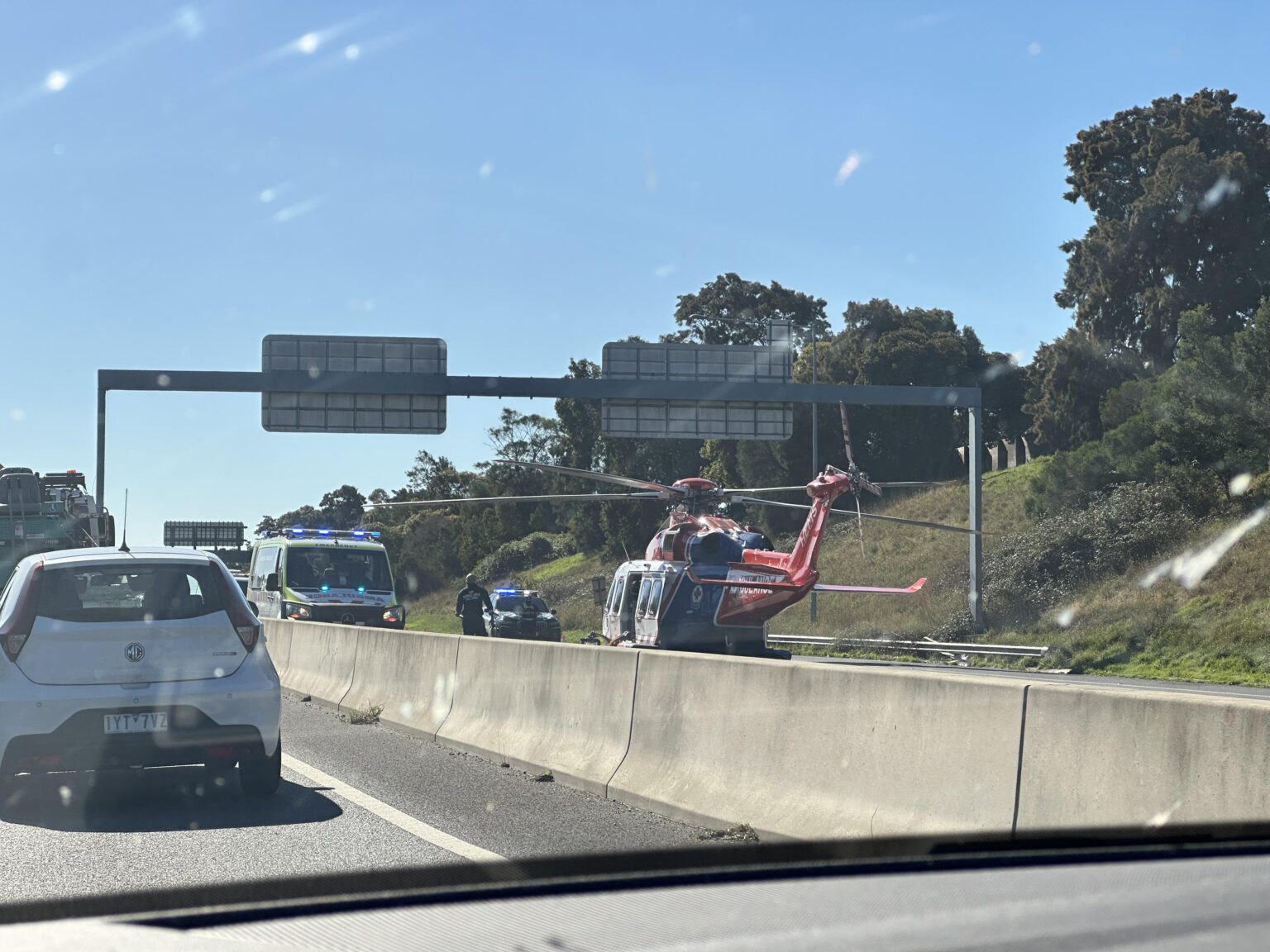 Bad accident on the Monash - medevac