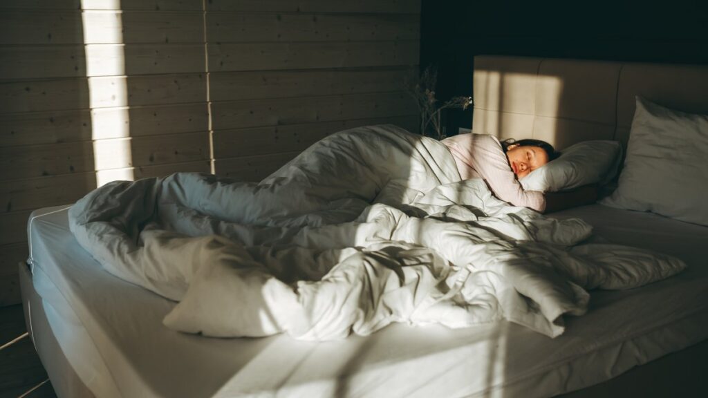 The best sleep position, according to science The best sleep position, according to science