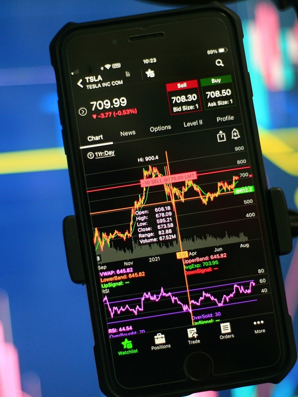 Is Iceland’s Reitir Hiding a Quiet Real-Estate Yield for US Investors?