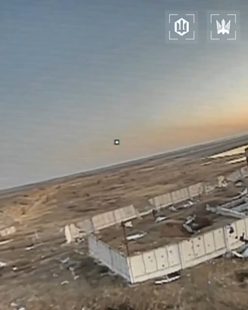 Russian soldier burns strongly after drone hit from Birds of Magyar