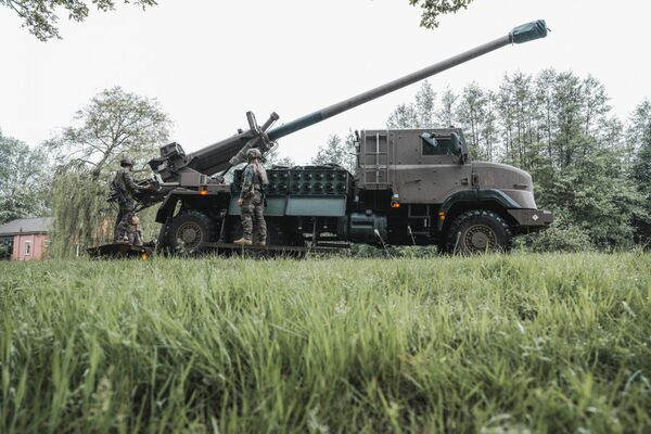Belgium plans second artillery battalion Belgium plans second artillery battalion