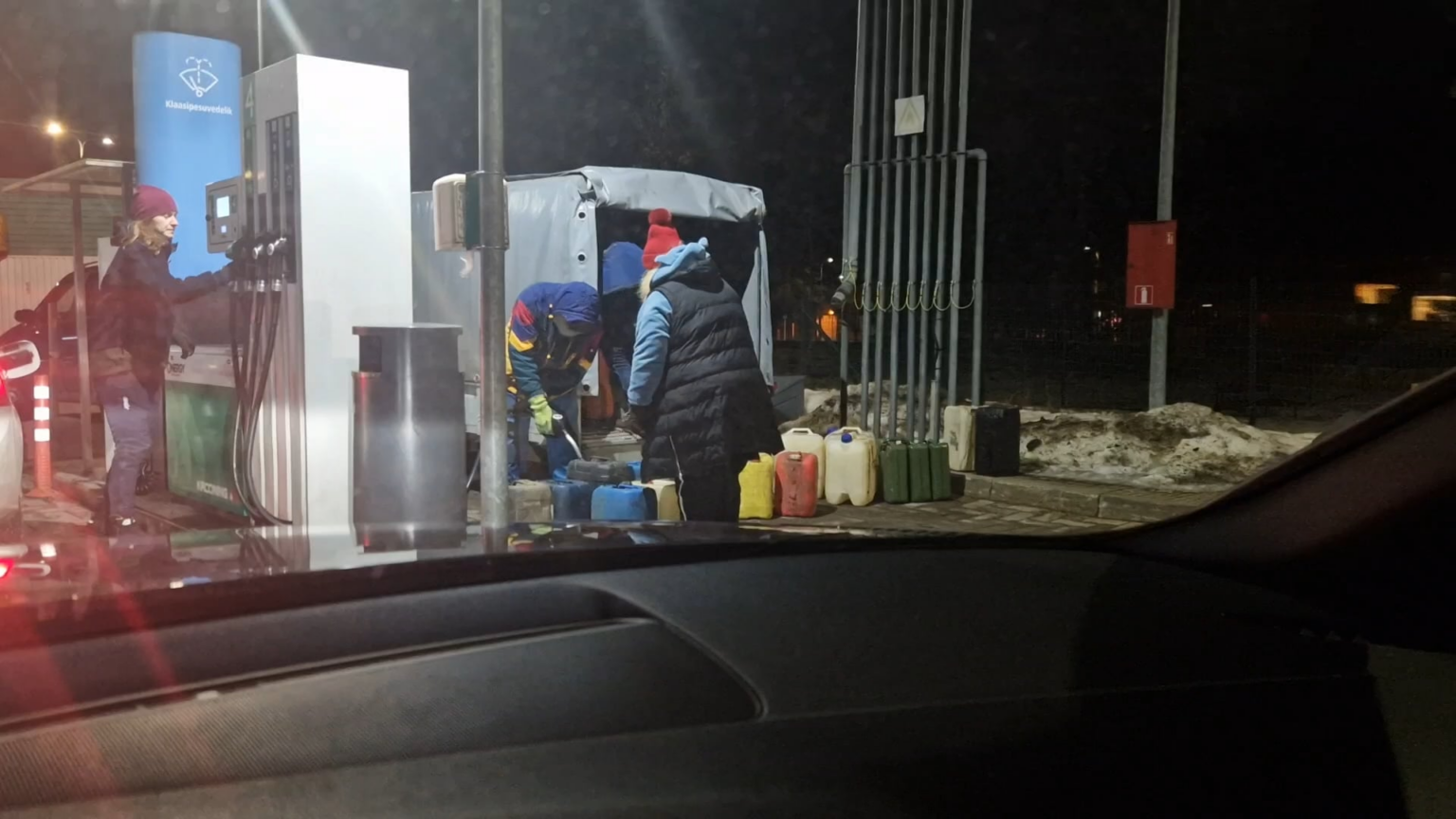 Is this a common picture at Tallinn gas stations, where there has not been a price jump yet?