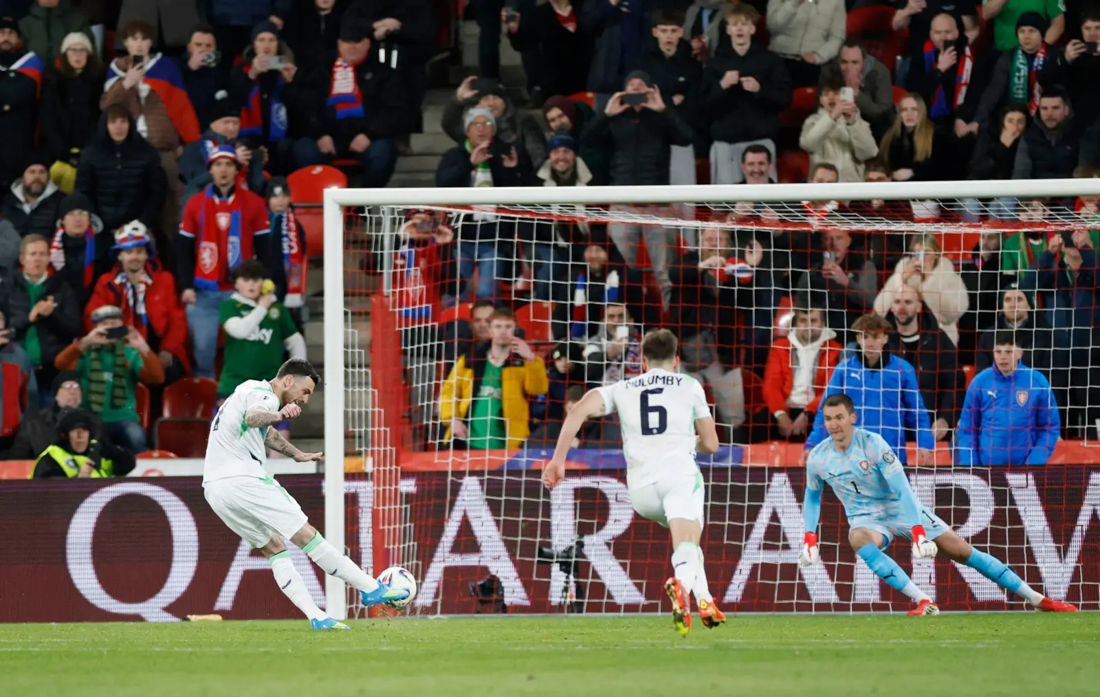 Czech Republic defeated Ireland on penalties to reach the final