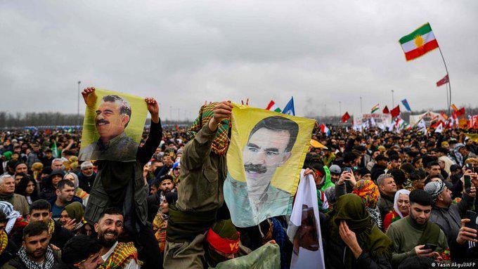 Rags were opened at the Nevruz celebrations organized by the DEM Party in Istanbul, and DEM Party Co-Chairman Tülay Hatimoğulları called for freedom for Öcalan: "Öcalan must be ensured to come to a position where he can live freely and work freely."