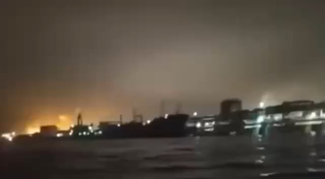 Large explosions are seen at the Russian port of Primorsk, Leningrad region overnight due to Ukrainian drone strikes - March 2026