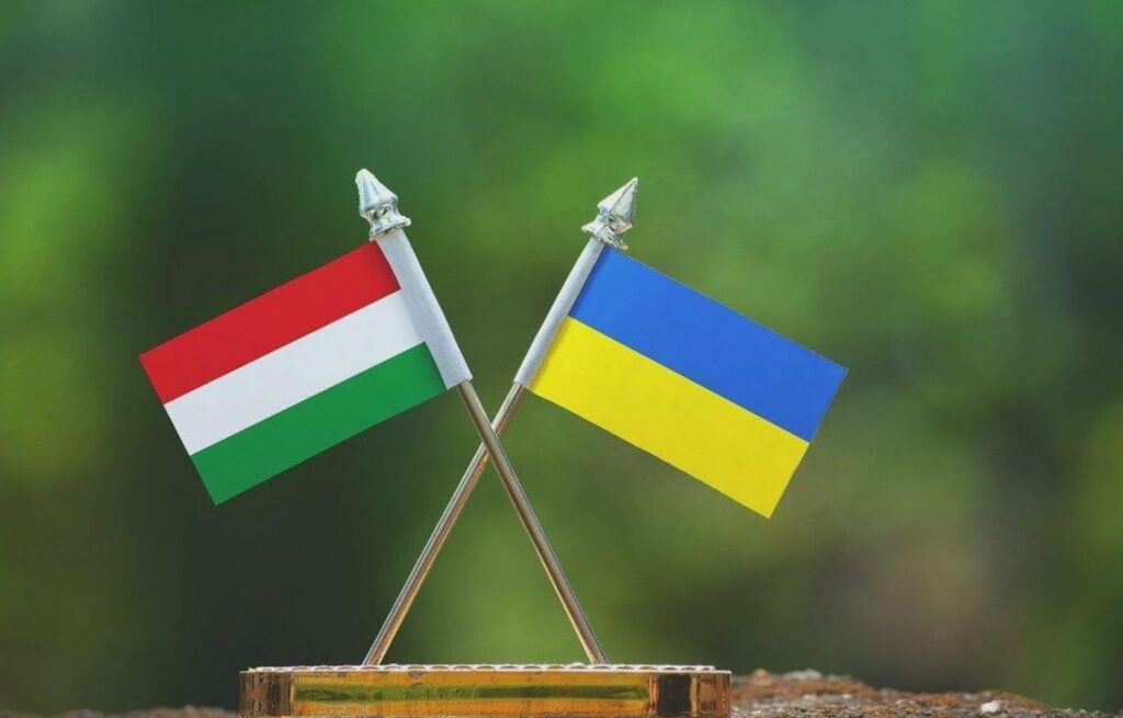 Hungary wants to "legalize" stolen funds from Oschadbank. Official Kyiv called Budapest's actions lawless