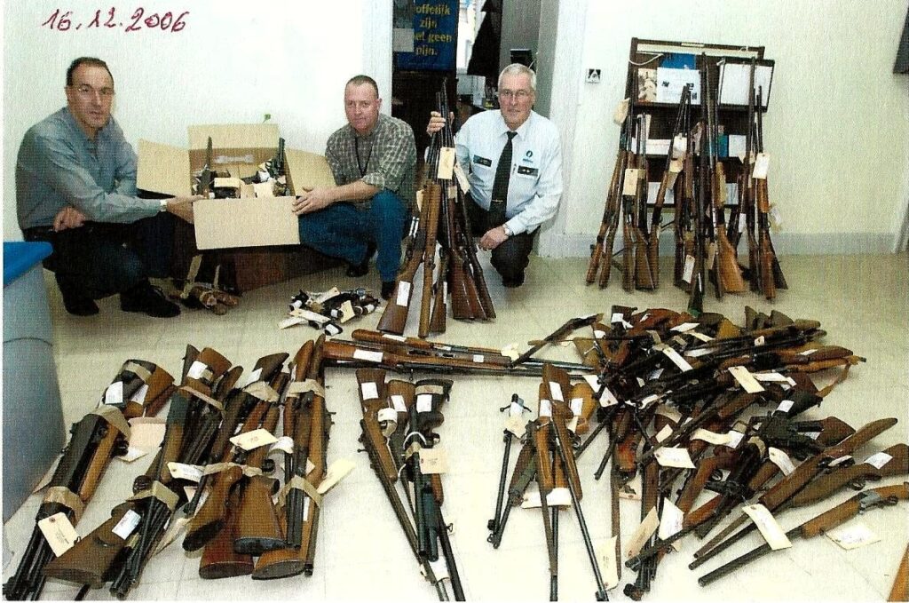 The end of gun ownership in Belgium (2006)