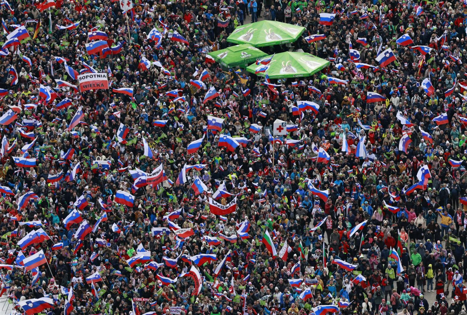 Sunday puzzle - find the duplicate person